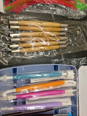 Clay sculpting set with wooden handles for ceramic carving and cake decoration
