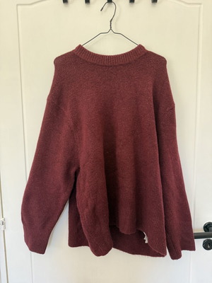 Stradivarius red knit jumper used, thick and cozy