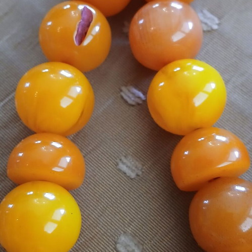 Mastic Kompoloi worry beads, vintage bakelite, silver elements