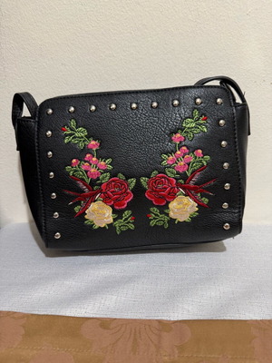 Crossbody bag black multicolor like new