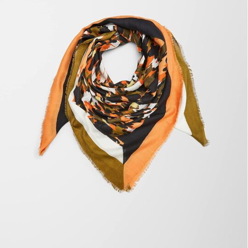 Oliver women's neck scarf like new, multicolor