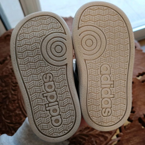 Adidas baby sports shoes used, size 20