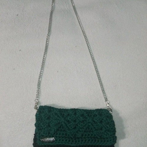 Handmade knitted shoulder bag new, green and black