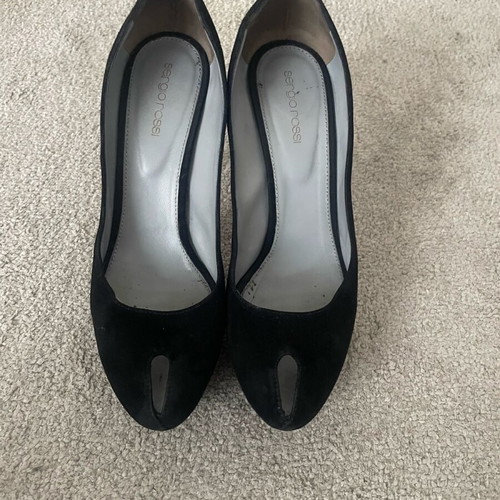 Sergio Rossi black suede pumps used with front opening