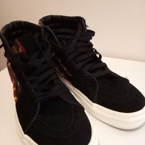 Vans Harry Potter Gryffindor Sneakers like new, size 40, suede and synthetics