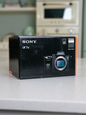 Sony Alpha a7 III (Body) μεταχειρισμένο με 2 αυθεντικές μπαταρίες