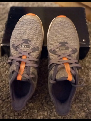 Nike Air Max women's 36.5 like new, gray orange athletic shoes