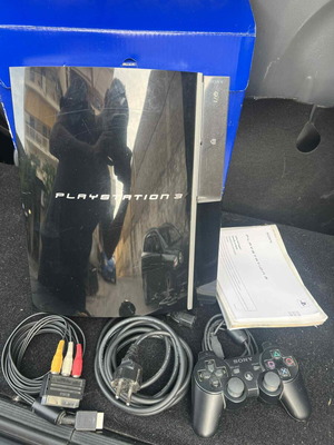 PlayStation 3 used without box with cables and controller