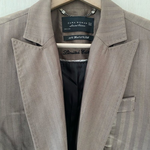 Zara limited edition jacket 55% wool 45% silk like new size 40