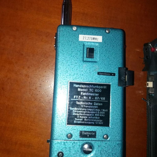 Sommerkamp walkie talkie used, 2 pieces with leather cases