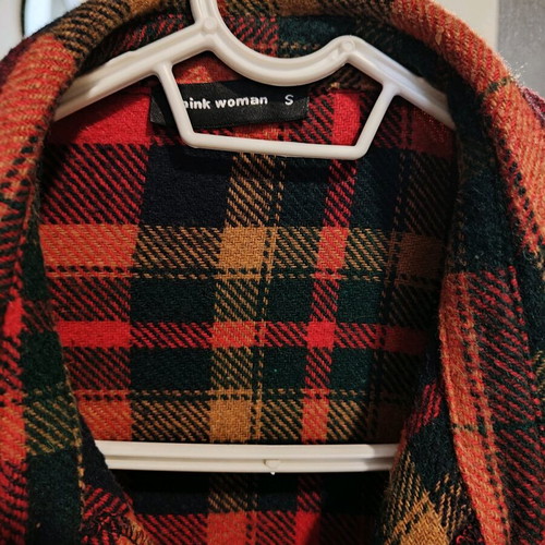 Pink Woman plaid shirt jacket like new, brown and red
