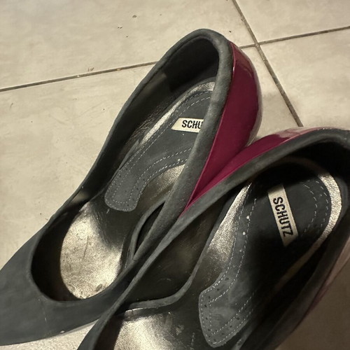 Schutz high heels used with fuchsia patent leather finish, size 37