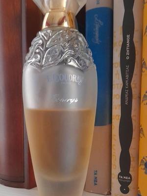 Парфюм Esperys Coudray 100ml като нов с карамелен аромат