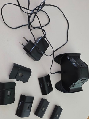 HyperX ChargePlay Duo charging station for Xbox Series X|S