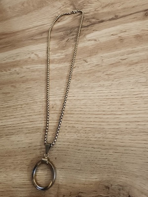 Ring holder necklace, gold tone