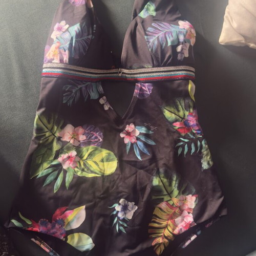 Liu Jo one-piece swimsuit like new, size S, black multicolor