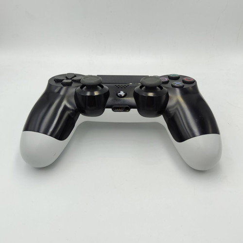Sony PlayStation 4 ασύρματο χειριστήριο μεταχειρισμένο, μαύρο και άσπρο