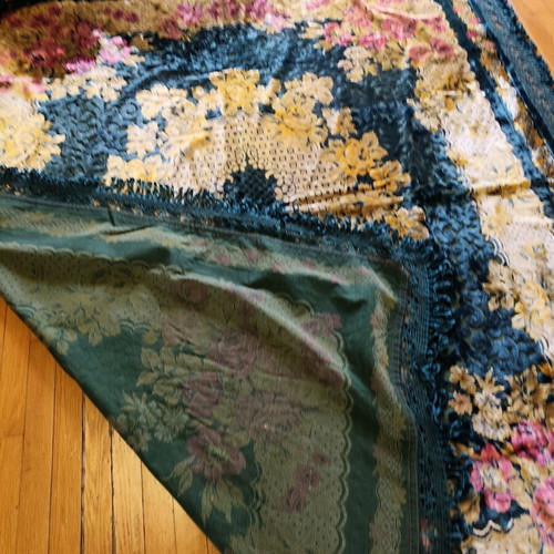 Velvet blanket vintage like new 200 x 230