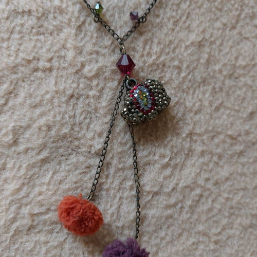 Vintage lucky necklace like new with elephant and colorful crystals