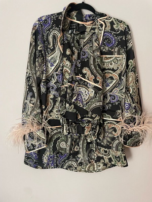 Kimono and Capri pants like new, multicolor