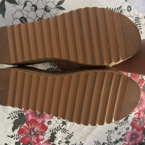 Slippers size 39 new, beige and pink