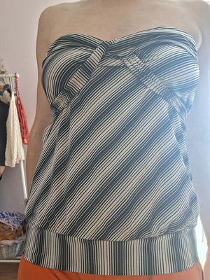 Bershka top black and white stripes S/M