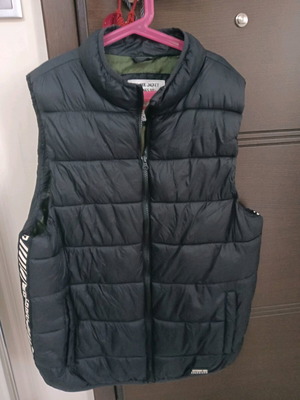 Μπουφάν αμάνικο Energiers για αγόρια 16 ετών σαν καινούργιο, μαύρο