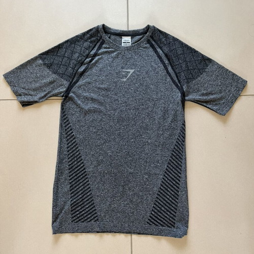 Gymshark Devant Seamless T-Shirt black size M brand new