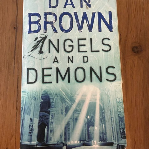 Dan Brown Angels and Demons mass market paperback like new