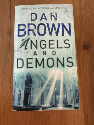 Dan Brown Angels and Demons mass market paperback like new