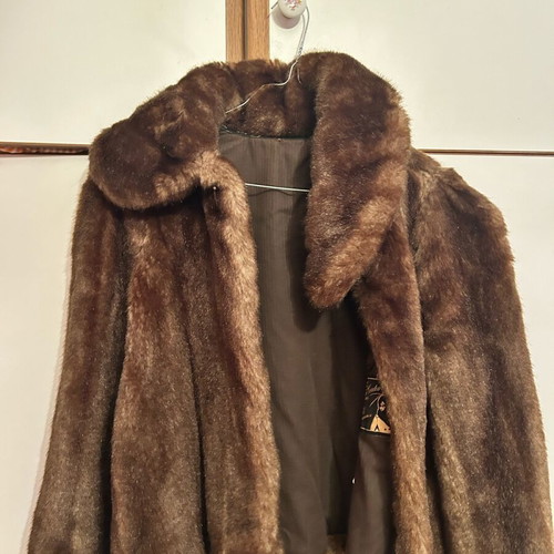 Vintage synthetic Italian fur bolero size 46 like new, brown, AB/SOUL