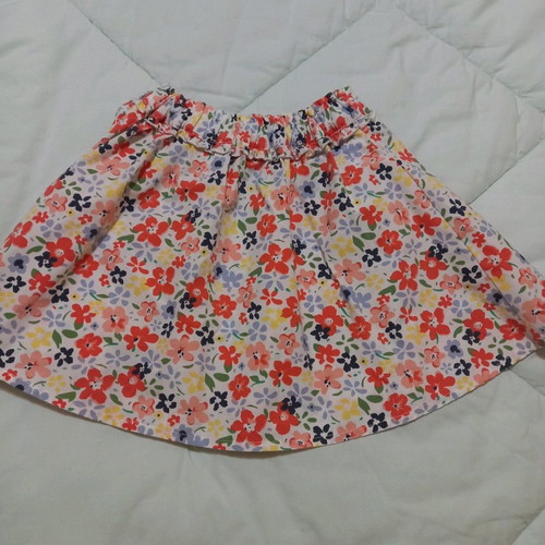 Clothing pack No.4 like new with dresses, skirt and t-shirt