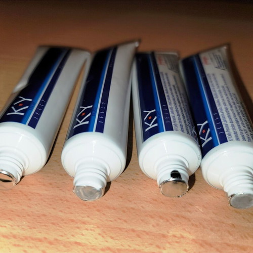 KY Water-Based Lubricant for Intimacy and -  8,00 - Vendora.cy