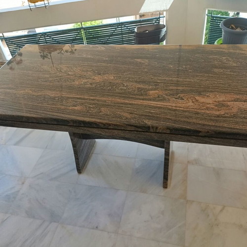 Granite Table like new, dimensions 162x80x80 cm