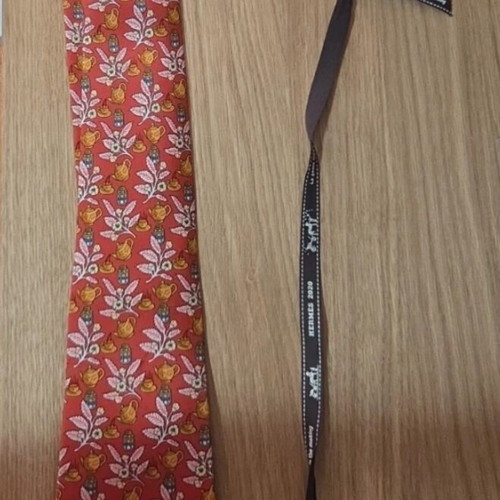 Hermes Story of Tea Silk Tie New with Box and Ribbon