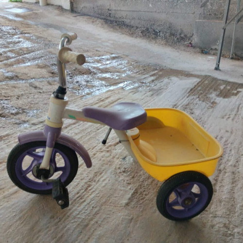 Vintage tricycle with storage used, excellent condition