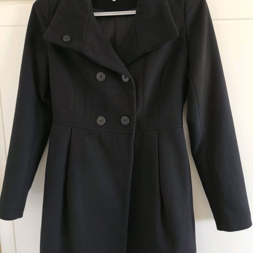 Zara black coat size Small like new, lined