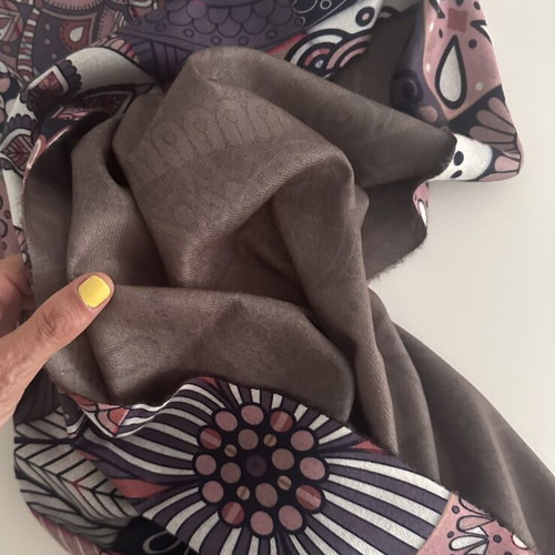 Double-Sided Scarf 72x200 cm new with mandala designs