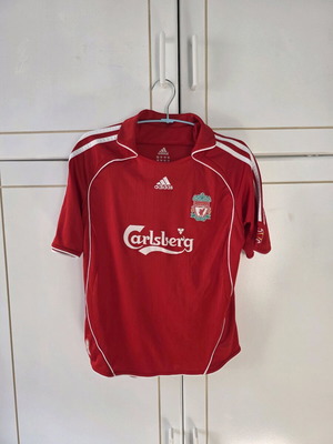 Liverpool Kids Jersey like new