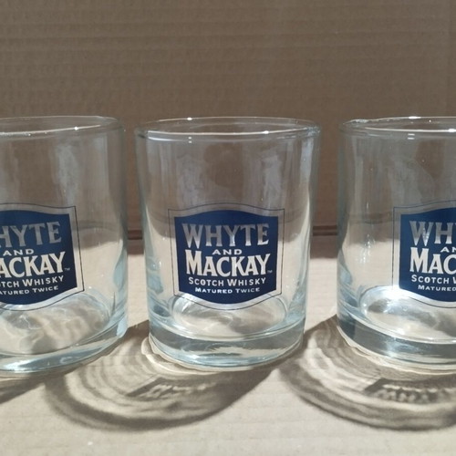 Whyte & Mackay collectible whisky glasses set of 4