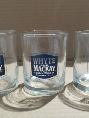 Whyte & Mackay collectible whisky glasses set of 4