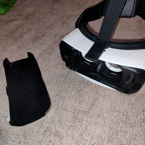 Virtual reality glasses like new