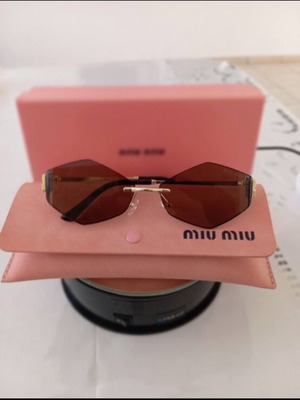 Miu Miu γυαλιά ηλίου καινούργια, ροζ