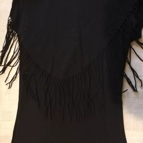 Blouse with fringes used, black 3/4 length, smile neckline