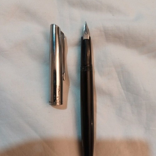 Kreuzer Germany Iridium Point pen like new, replacement part needed