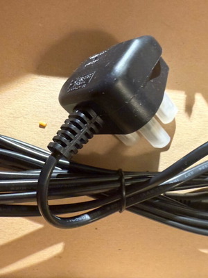 England plug with cable new