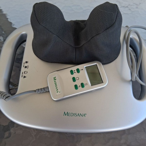 Medisana SKM Shiatsu massage device with vibration and remote control