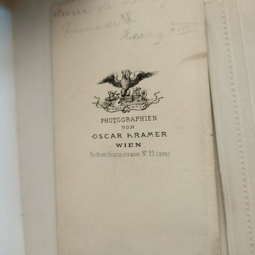 Victorian photo album antique 1870 with 25 historic photographs, like new