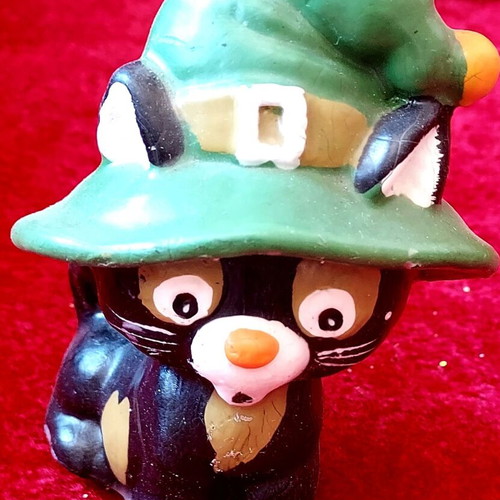 Vintage decorative candle black cat with green witch hat like new