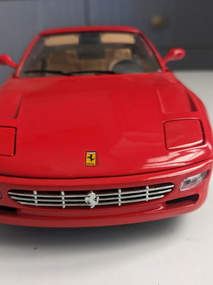 Metallic Ferrari 456 Burago 1/18 model car like new